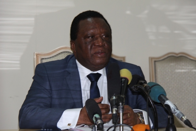 Vœux de nouvel an: Youssouf Bakayoko exhorte les candidats et les électeurs à préserver la paix en 2013